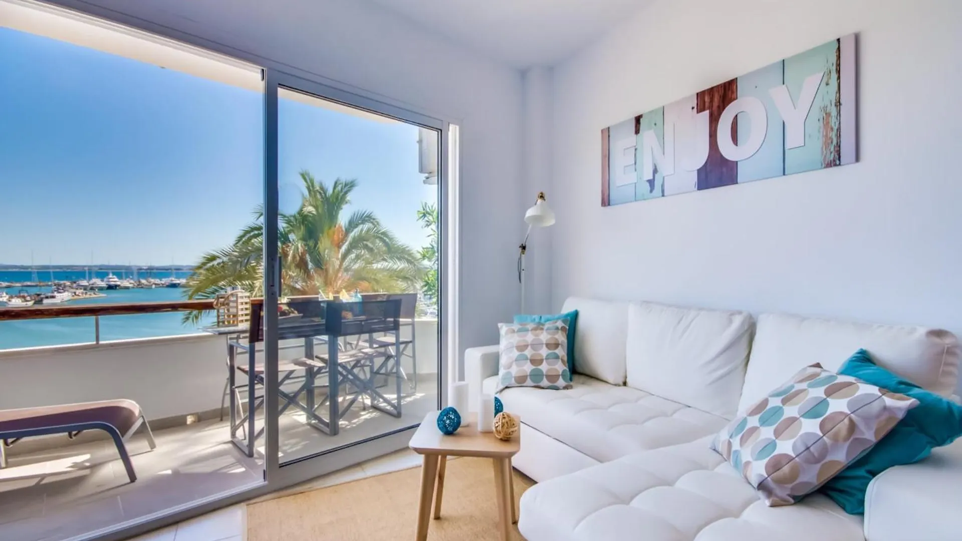 2-Bedroom Apartment In Alcudia